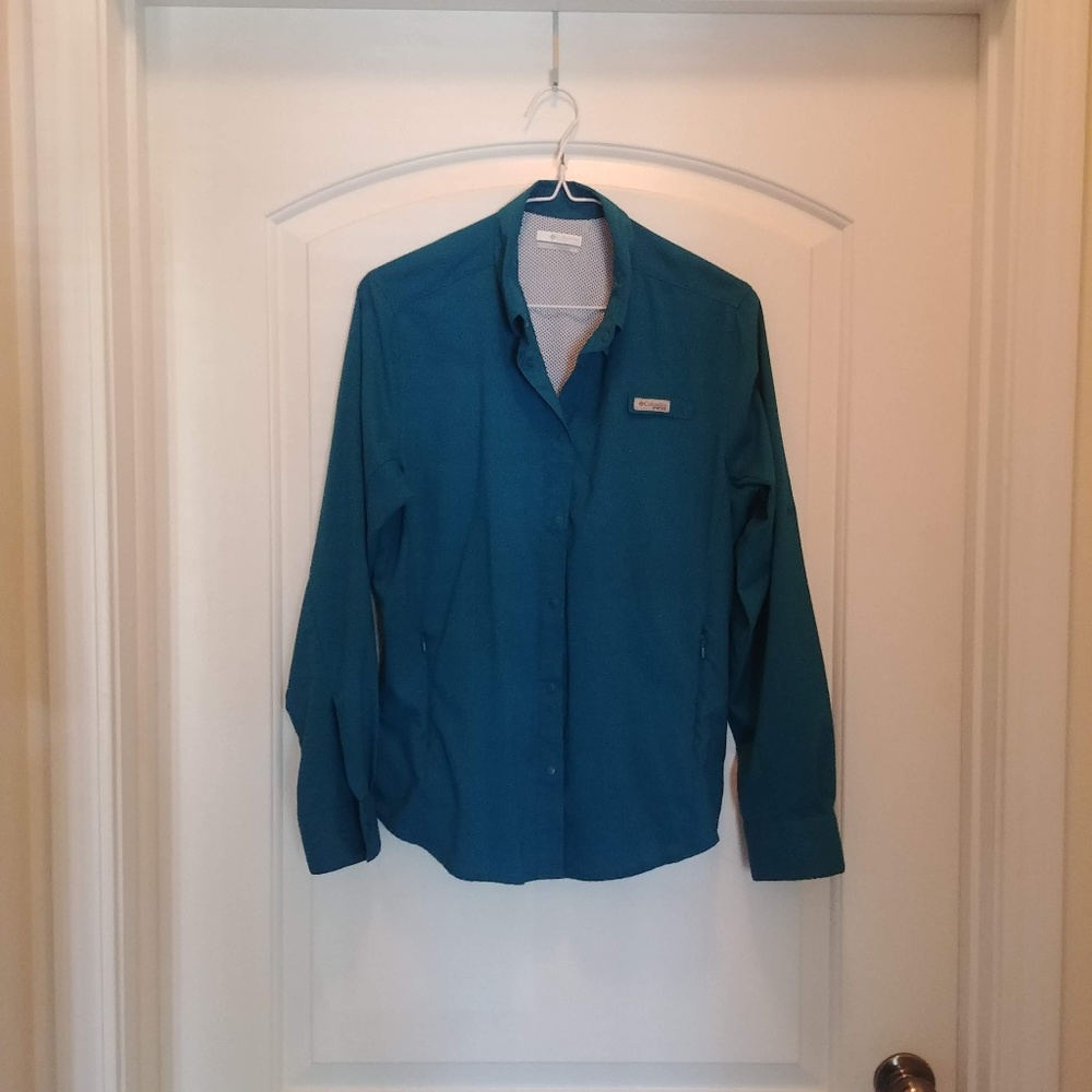 Columbia Size Medium Blue Long Sleeve Bahama Shirt